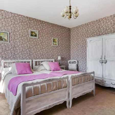 Lavish Holiday In Granges-sur-lot With Garden Сasa de vacaciones *