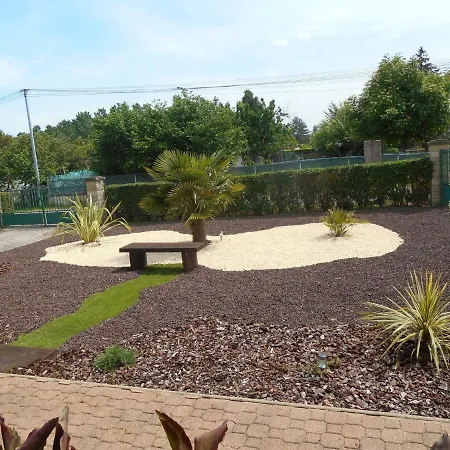 Lavish Holiday In Granges-sur-lot With Garden