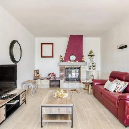 Lavish Holiday In Granges-sur-lot With Garden